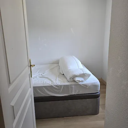 Les Ecureuils B N06 - 2p4c Apartment